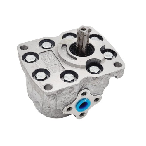 Pompa hydrauliczna podnośnika lewa NSZ 10L Władimiriec T-25.jpg
