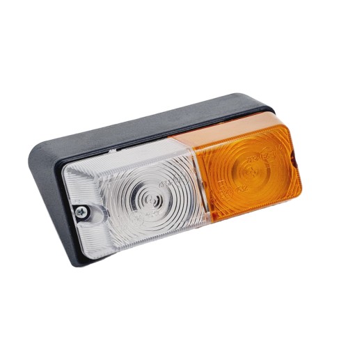 Lampa przednia metalowa lewa Władimiriec T25.jpg