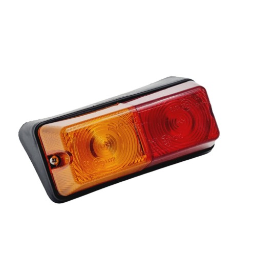 Lampa tylna metalowa lewa Władimiriec T25.jpg