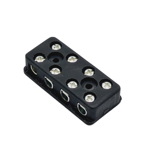 Złącze elektryczne Ursus C-360.jpg